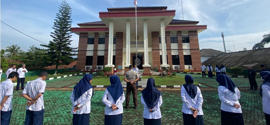apel perdana